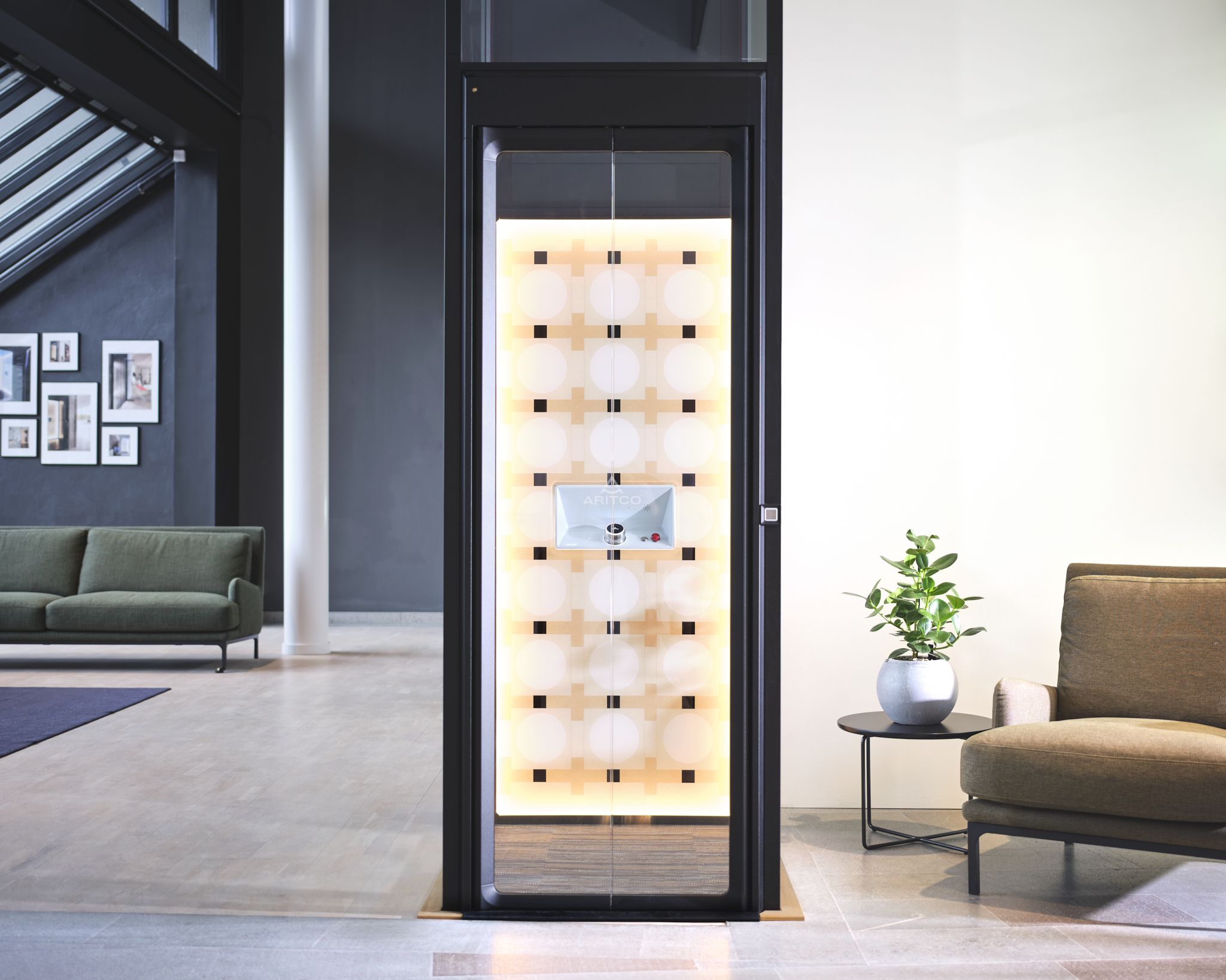 瑞特科別墅電梯.jpg 瑞特科別墅電梯.jpg